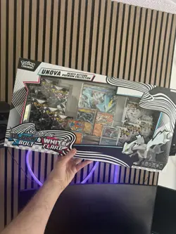 Pokemon TCG Black Bolt & White Flare Unova Heavy Hitters Premium Collection - Image 1