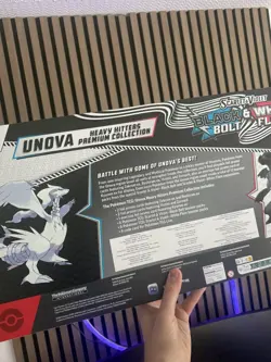 Pokemon TCG Black Bolt & White Flare Unova Heavy Hitters Premium Collection - Image 4