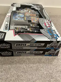x2 Pokemon TCG Black Bolt & White Flare Unova Heavy Hitters Premium Collection - Image 4