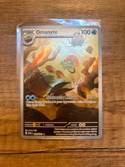 Pokemon TCG Omanyte Scarlet Violet-151 Holo Illustration Rare Card 180/165 - Image 1