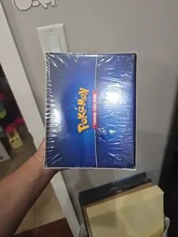 Pokemon GO Premier Deck Holder Collection Sealed Box Dragonite VSTAR G1N - Image 2