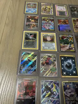 Pokemon Card Lot (READ DESCRIPTION) Modern/Vintage/EX/GX/143 Cards - Image 4