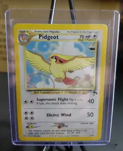 Pokemon Pidgeot 2/18 Southern Islands 2001 MP Crease - Regular Rare WotC Promo - Image 1