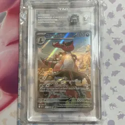 The Pokemon Company TAG 9 Krookodile 137/086 Black Bolt Illus Rare Holo 2025 - Image 1