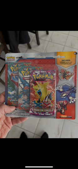 2014 UNOPENED POKEMON blister pack x3 Pokemon XY series booster packs with Pin - Image 1