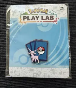 Pokemon TCG Play! Lab Exclusive Espeon Pin Badge New Sealed - Image 1