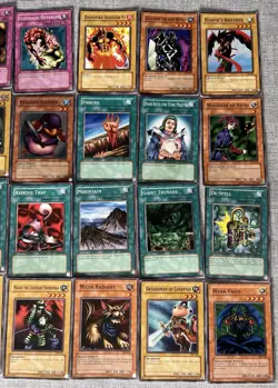 Yu-Gi-Oh Starter Deck Joey SDJ Bundle 28 Cards | Red-Eyes B. Dragon Dark Hole - Image 3