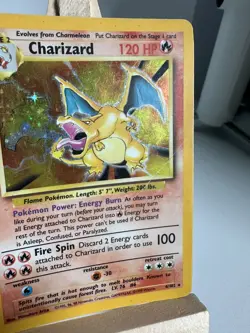 Pokemon Charizard 4/102 Base Set Unlimited Holo Rare 1999 WOTC - Image 3