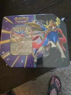 Pokemon Sword & Shield Zacian V Tin - Image 2