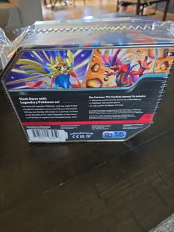 Pokemon Sword & Shield Zacian V Tin - Image 5