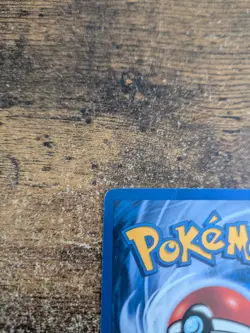 Nidoqueen 32/110 Legendary Collection Reverse Holo Card Damaged - Image 4