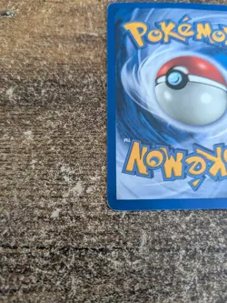 Nidoqueen 32/110 Legendary Collection Reverse Holo Card Damaged - Image 5