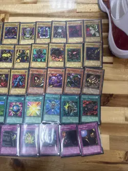 Starter Deck Kaiba Complete 50 Cards Sleeved Played - Image 4
