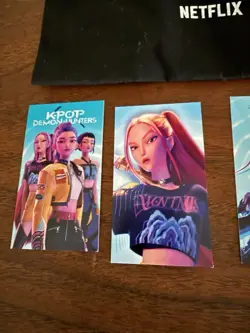 Rare Netflix KPop Demon Hunters Huntrix Pre-Release Promo Set Cards And Bag - Image 4