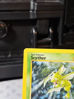 Scyther 1st Edition 26/64 Jungle LP++ - Pokemon TCG Card Rare Non-Holo - Image 2