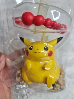 PIKACHU VMAX Figure - Pokemon 25th Anniversary Celebrations Premium Collection - Image 1