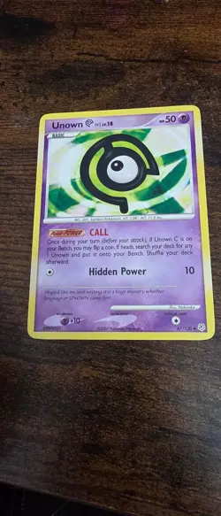 Unown [C] 67/130 Uncommon Diamond & Pearl Pokemon Lightly Played - Image 1