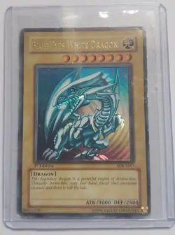 Yugioh Blue-Eyes White Dragon SDK-E001 1st Edition - Image 1