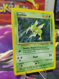 Pokemon TCG Scyther Holo Rare Jungle Card 10/64 MP Condition Tiny Corner Crease - Image 3