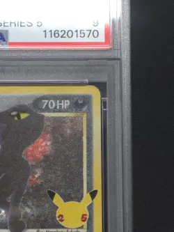 PSA 9 Mint 2021 Umbreon 17/17 GoldStar Pokemon Celebrations 25th Holobleed Error - Image 3