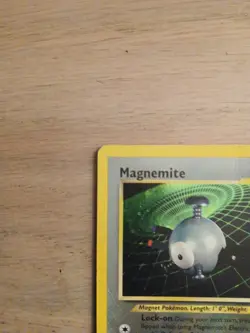 Pokemon Magnemite 7/75 Holo Neo Discovery Unlimited 2001 - Image 4