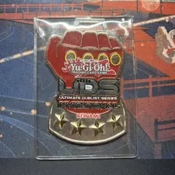 UDS Ultimate Duelist Series Invitational Star Chip Gauntlet Badge Konami Yugioh - Image 1