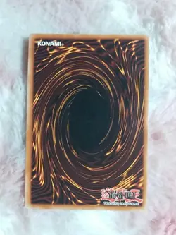 Yu-gi-oh! Cybernetic Magician Holo Effect Spellcaster CRV-EN016 1st Edition - Image 4