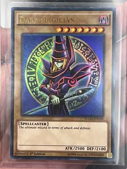 Dark Magician YGLD-ENC09 Ultra Rare 1st Edition Yugioh NM - Image 1