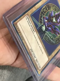 Dark Magician YGLD-ENC09 Ultra Rare 1st Edition Yugioh NM - Image 3