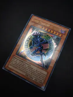 YUGIOH 2004 | DARK MAGICIAN OF CHAOS | IOC-065 | NA OLD PRINT | GOOD (DAMAGED) - Image 3