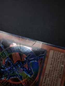 YUGIOH 2004 | DARK MAGICIAN OF CHAOS | IOC-065 | NA OLD PRINT | GOOD (DAMAGED) - Image 5