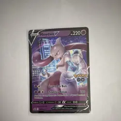 Pokemon TCG Mewtwo v Holo Ultra Rare - Image 1