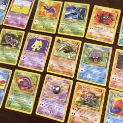 Pokemon TCG 18 Ct Unique Vintage 1999 Fossil Set Non-Holo Lot | Hypno Rare | MP - Image 1