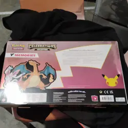Pokemon TCG - 25th Anniversary Celebrations V Memories Collection - Charizard - Image 2