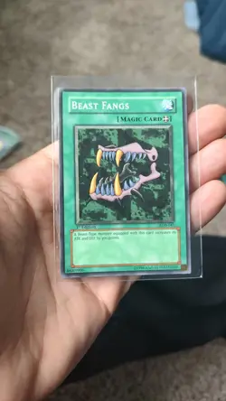 Beast Fangs LOB-041 North American 1st Edition mint - Image 1