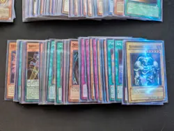 Yugioh 400 Card Lot - 15 Secret, 33 Ultra, 40 Super, 42 Rare, and 270 Common - Image 4