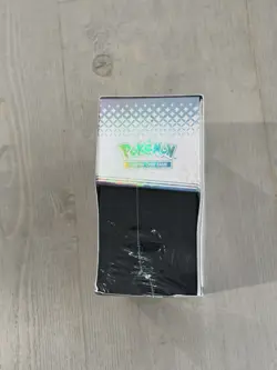 Pokemon Prismatic Evolutions Elite Trainer Box (Factory Sealed) - Image 4