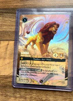 Disney lorcana - Challenge Foil Promo - Simba Pride Protector 4/C2 .EN.6 - Image 2