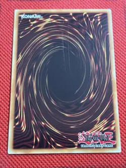 YuGiOh! Dark Magician Girl The Dragon Knight DLCS-EN006 Ultra Rare (Gold) 1st LP - Image 2