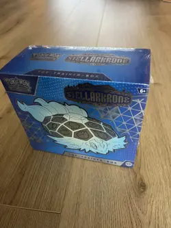 Karmesin & Purpur Stellarkrone - Top Trainer Box - DEUTSCH! - NEU & OVP - Image 3