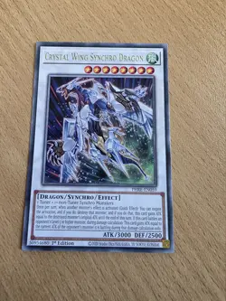 Crystal Wing Synchro Dragon - PHRE-EN059 - Rare 1st Edition - Image 1