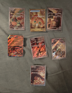 Pokemon TCG Korean 7 card bundle with gold card - Image 1
