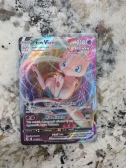 Pokemon TCG Mew VMAX 114/264 Swsh08: Fusion Strike Holo Ultra Rare - Image 1