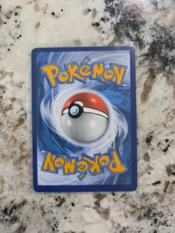 Pokemon TCG Mew VMAX 114/264 Swsh08: Fusion Strike Holo Ultra Rare - Image 2