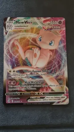 Pokemon TCG Mew Vmax Fusion Strike 114/264 Holo Ultra Rare - Image 1