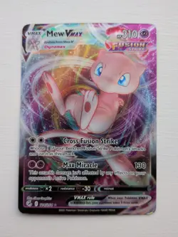 Pokemon TCG Mew VMAX Fusion Strike 114/264 Holo Ultra Rare - Image 1