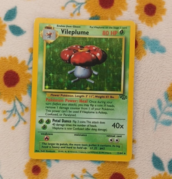 Wizards of the Coast Vileplume 15/64 Jungle Holo Rare Unlimited EN 1999 80HP - Image 1