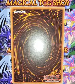Yugioh Red-Eyes Black Dragon LOB-070 Ultra Rare Original Print 2002 NM - Image 4