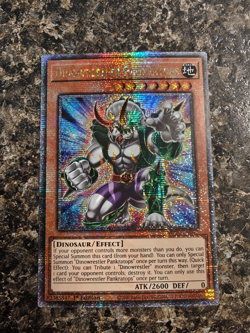 Yugioh Dinowrestler Pankratops QCR - MP24-EN017 - Quarter Century SR - NM - Image 1