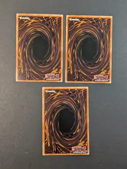 Yugioh TCG - 3x Masked Hero Koga - SDHS-EN042 - NM/LP - 1st Edition - Super Rare - Image 2